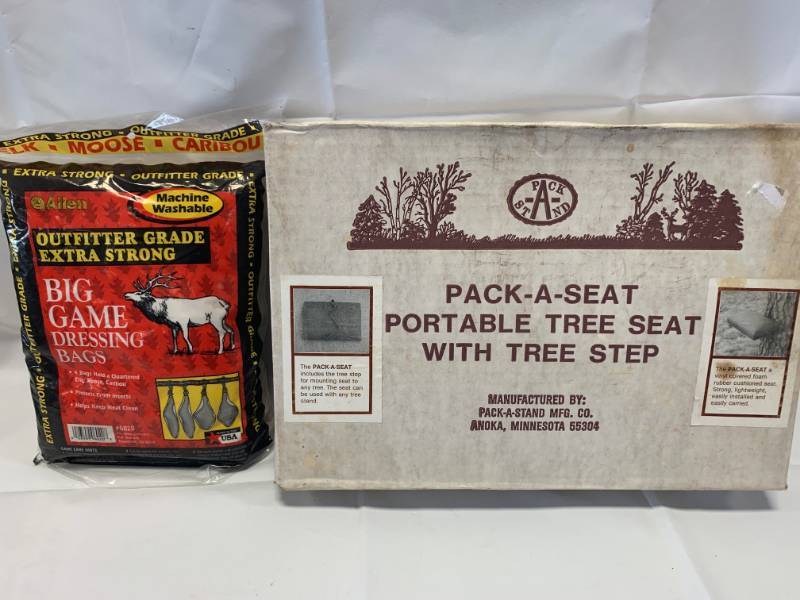 lot 81 image: Big Game Bag & Portable Tree Seat