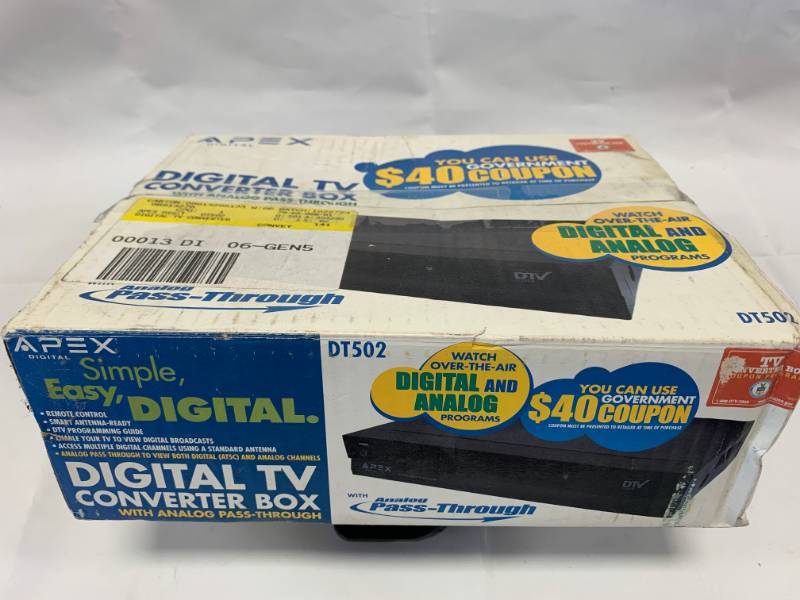 lot 100 image: Digital TV Converter Box