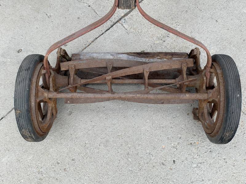 lot 121 image: Antique Lawnmower