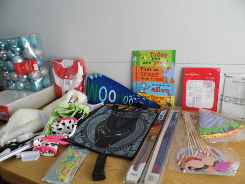 lot 28 image: Assorted New Products