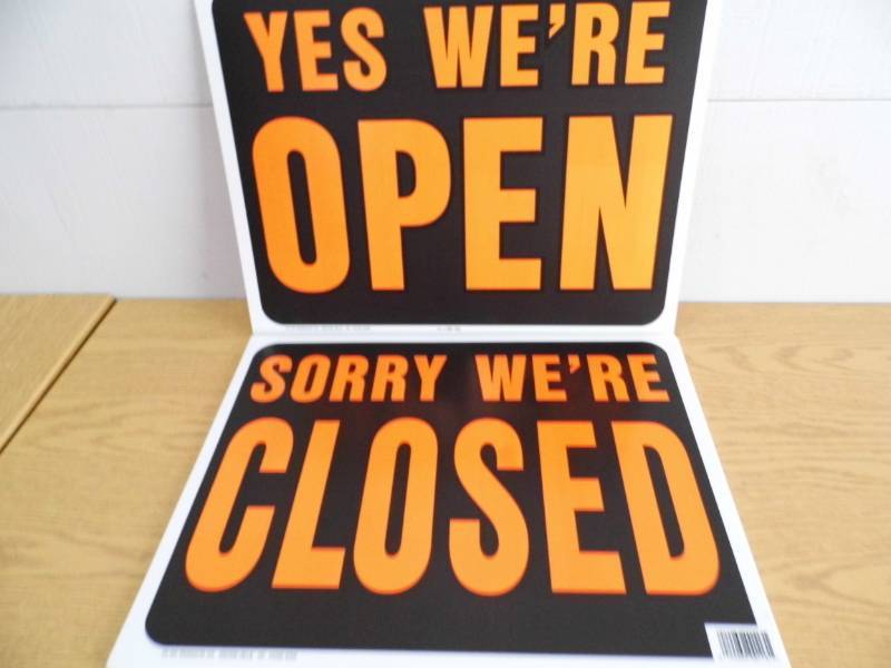 lot 74 image: Lot of 10 OPEN  CLOSED Signs