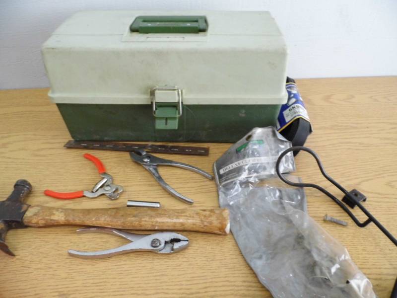lot 93 image: Tacklebox - Tools