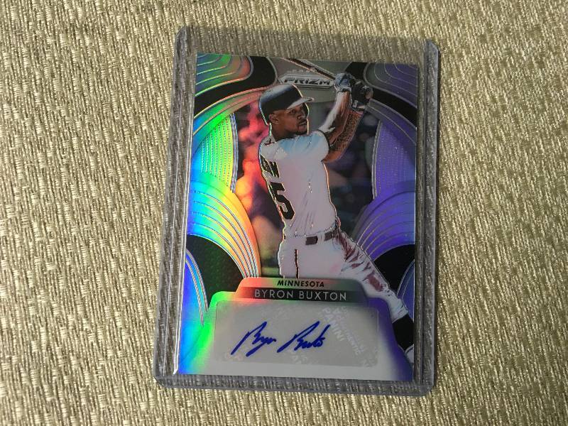 lot 273 image: Autographed Byron Buxton Card