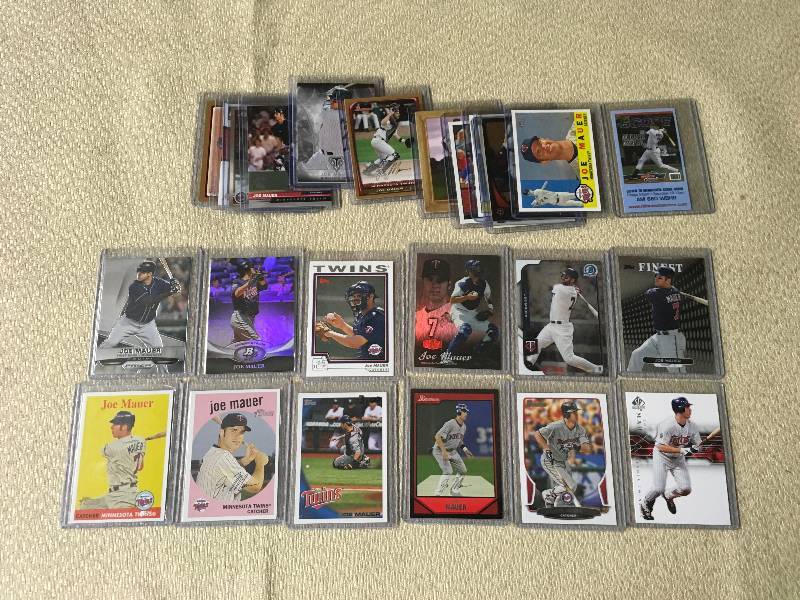 lot 316 image: 25 Joe Mauer Cards