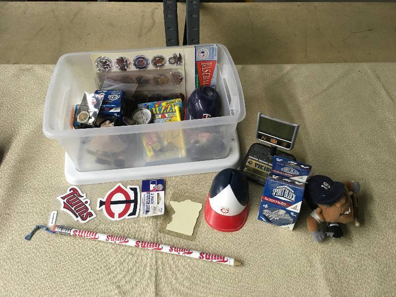 lot 346 image: Misc Minnesota Twins Memorabilia