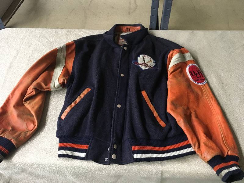 lot 353 image: Louisville Slugger Jacket