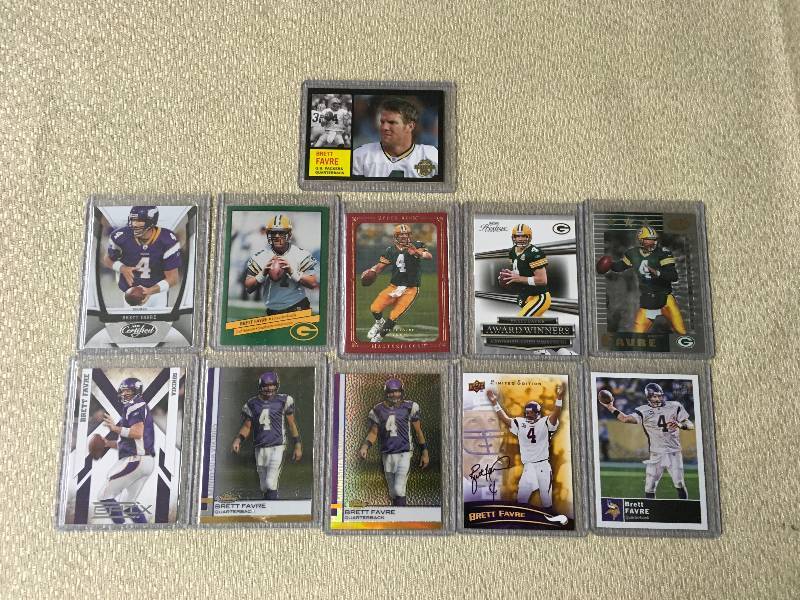 lot 357 image: 11 Brett Favre Cards