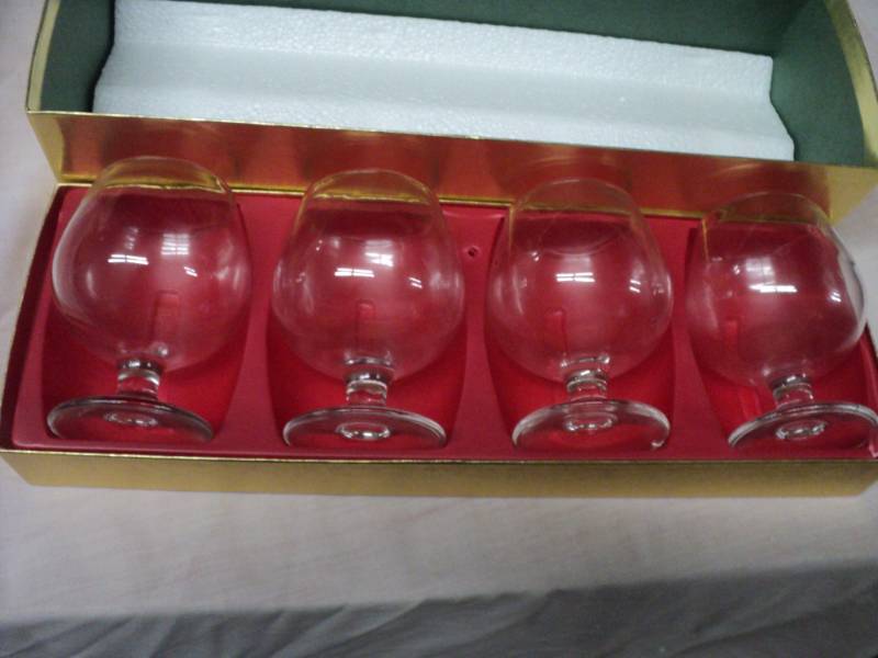 Set of 4 Wine Glasses...