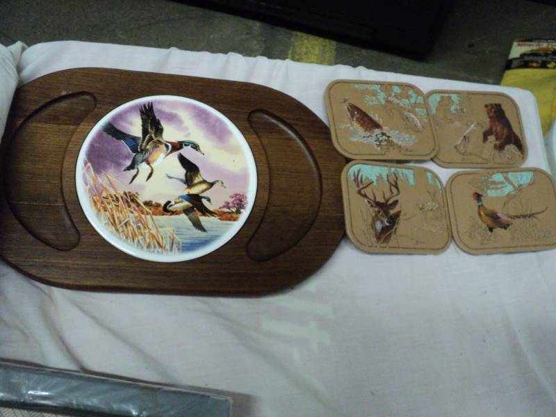 Avon Country Den Cheeseboard with c...