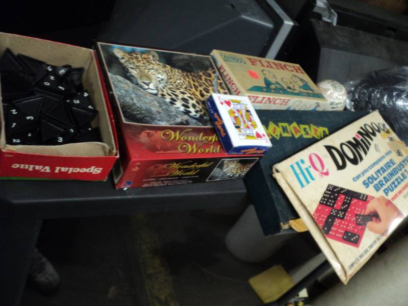 Vintage Games, Twins Helmet and Bas...