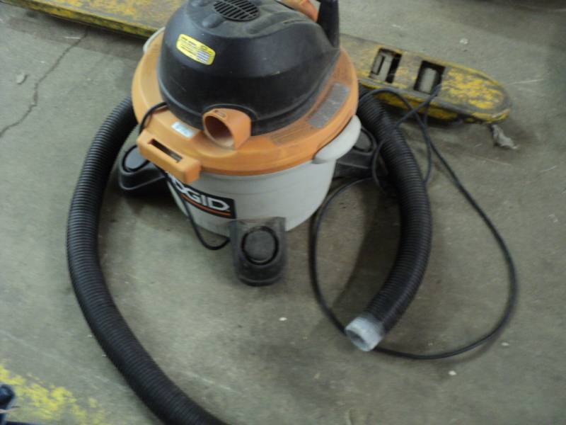 Rigid Wet Dry Vac...