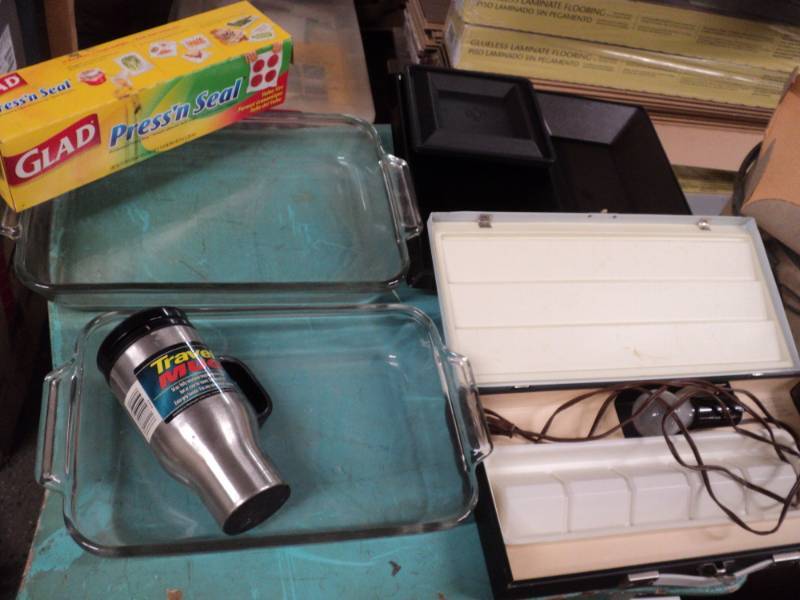 2 Glass Cakepans, Travel Mug, Press...