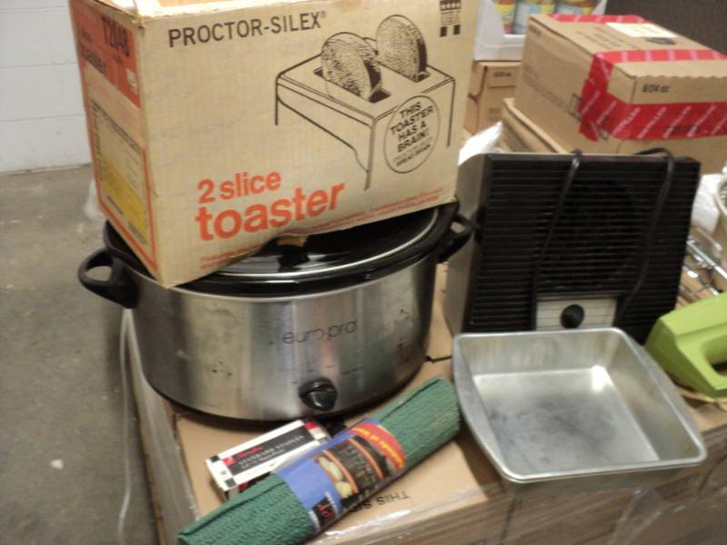 Euro Crock Pot, Mixers, Grill and M...