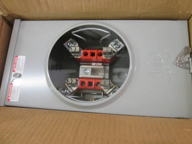 lot 28 image: Milbank 200 Amp 4 Terminal Ringless...