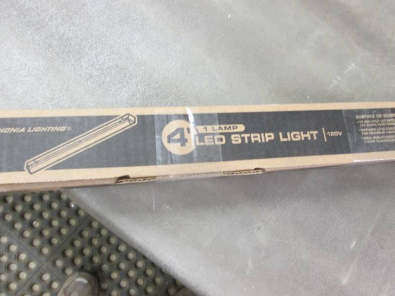 lot 63 image: Lithonia Lighting 4 ft. 25-Watt Whi...