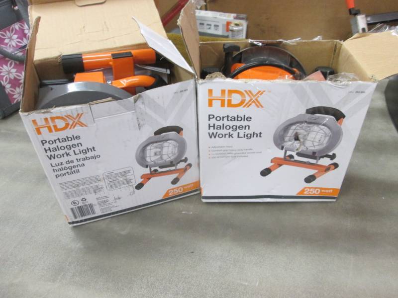 lot 76 image: 2 HDX Portable Halogen Work Lights-...