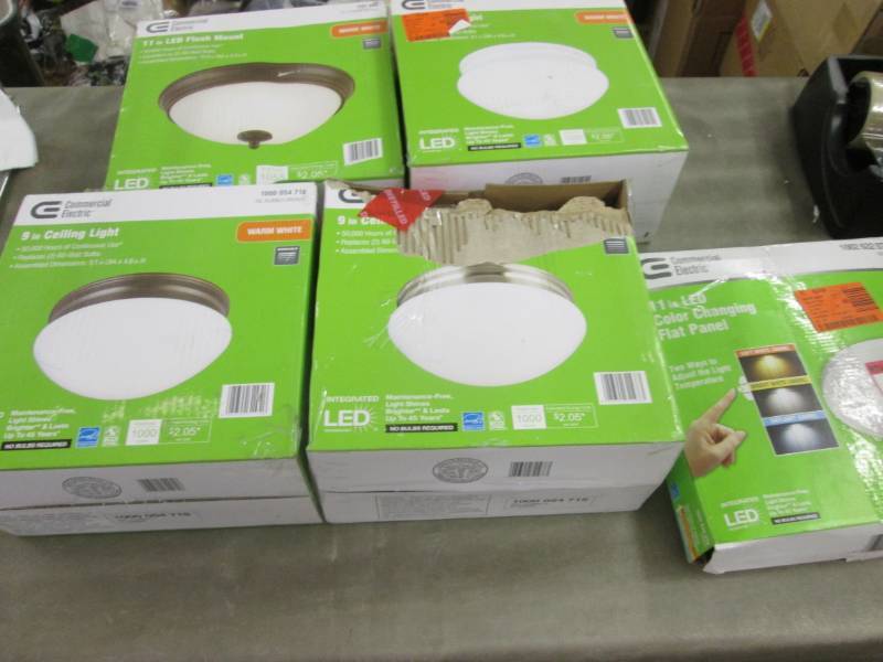 lot 129 image: Lot of 5 Assorted open box Commerci...