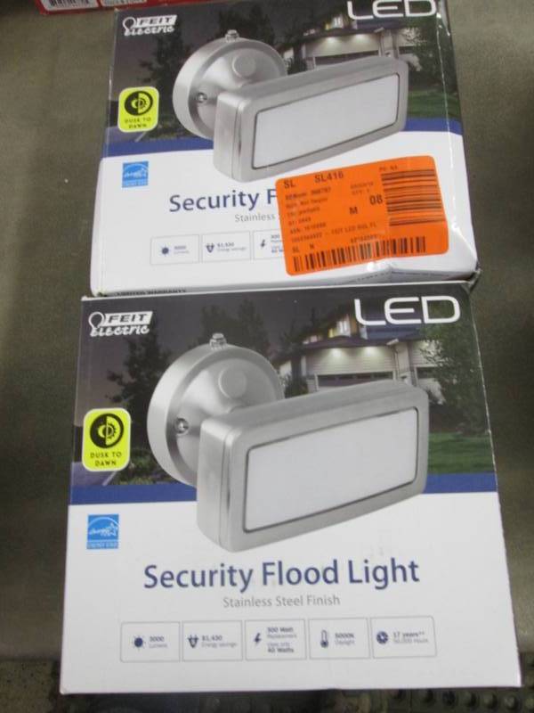 lot 136 image: 2 Feit Electric 36-Watt Stainless O...