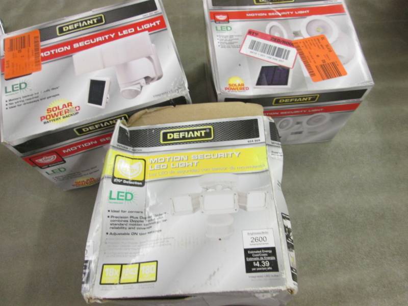 lot 151 image: 3 Assorted Defiant LED Motion Secur...