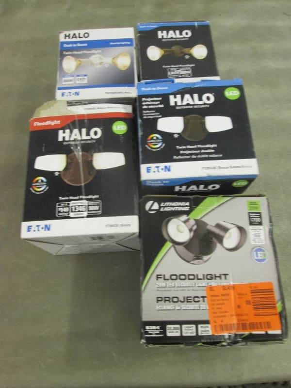lot 154 image: 5 Assorted Floodlights open box...