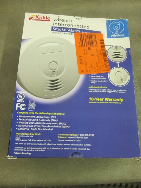 lot 162 image: Kidde Battery Operated Smoke Detect...