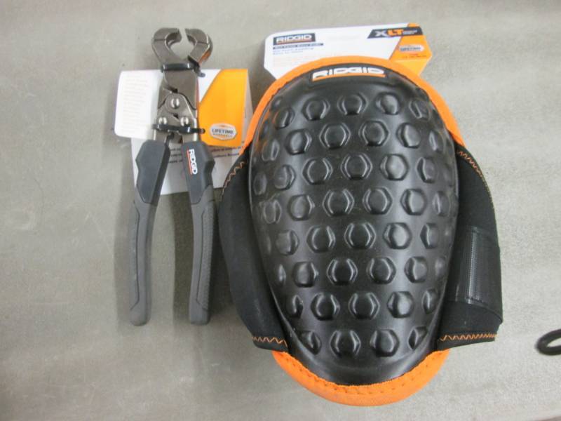lot 193 image: Ridgid Knee Pads, Tile Cutter...
