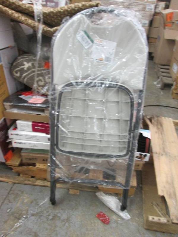 lot 201 image: HDX Earth Tan Plastic Seat Outdoor ...