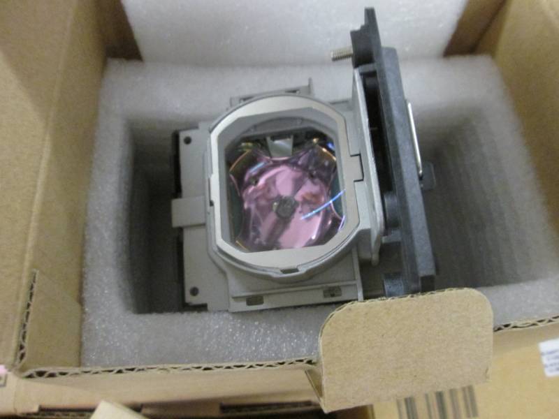 lot 220 image: Large Box of Assorted Replacement L...