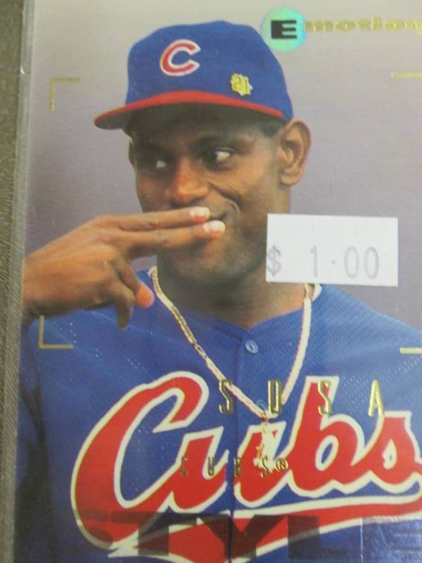 lot 302 image: 40 Sammy Sosa Cards...