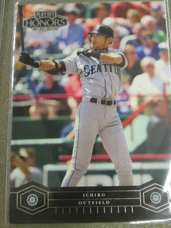 lot 323 image: Ichiro Baseball Cards...