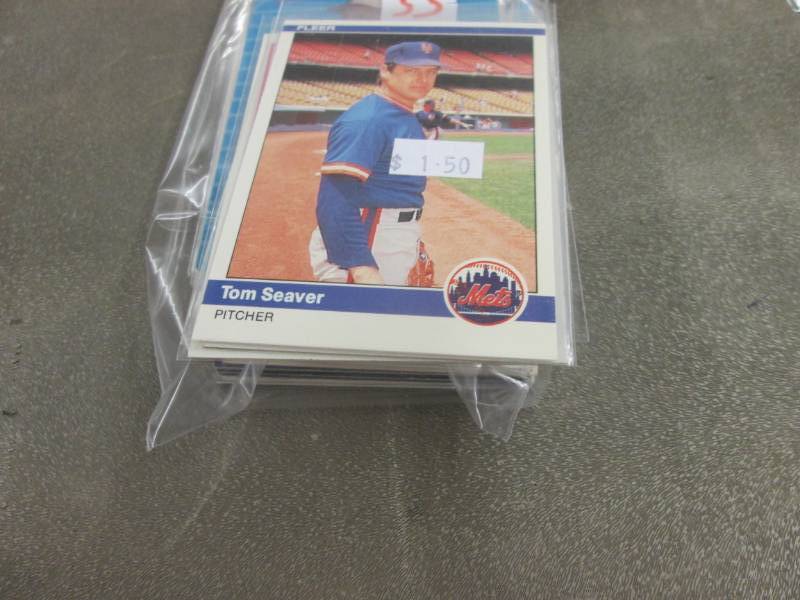 lot 355 image: 40 Tom Seaver Cards...