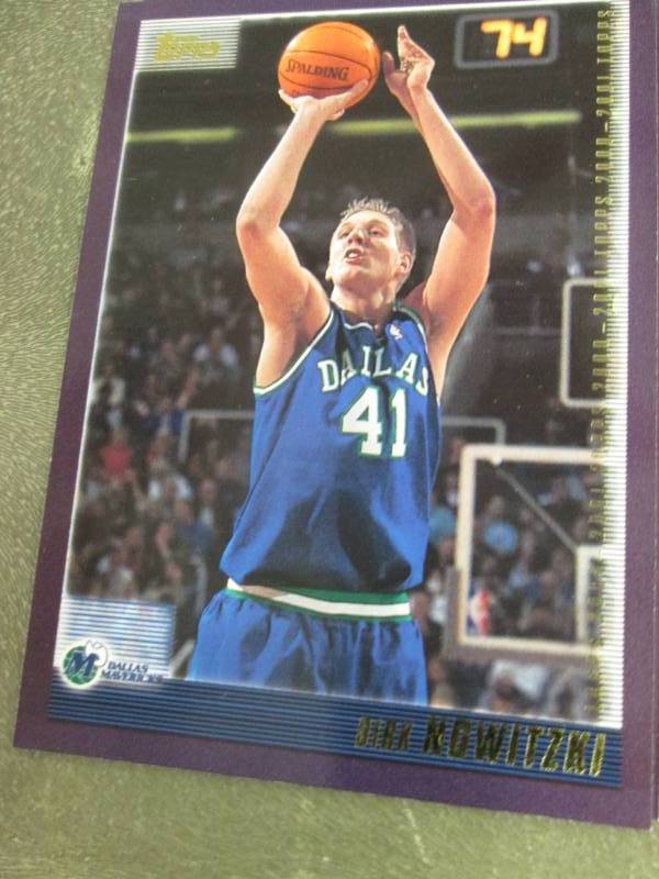 lot 417 image: 30 Dirk Nowitzki Cards...