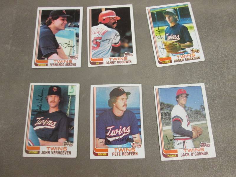 lot 429 image: 1980s Minnesota Twins Cards...