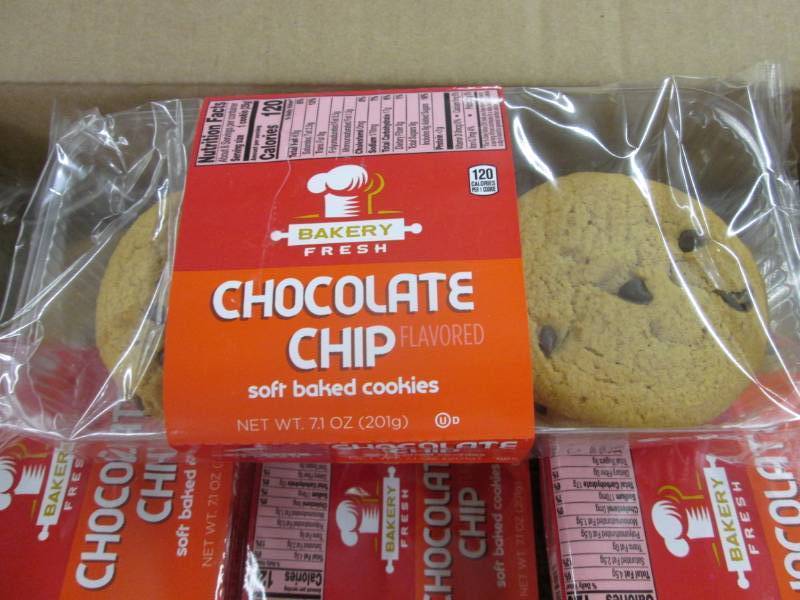 lot 256 image: 2 Cases of Bakery Fresh 12-7.1 oz C...