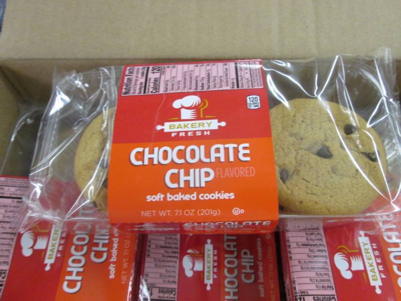 lot 258 image: 2 Cases of Bakery Fresh 12-7.1 oz C...