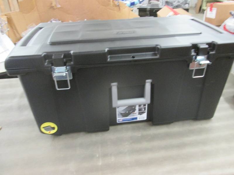 lot 299 image: Sterilite Footlocker 31 14 x 17 5...