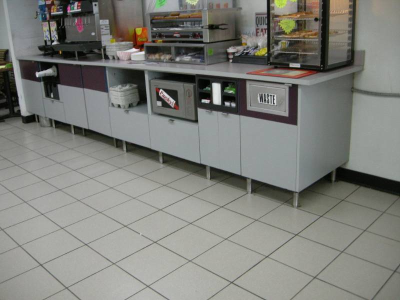 lot 27 image: Commercial Food CounterCabinet with Sink