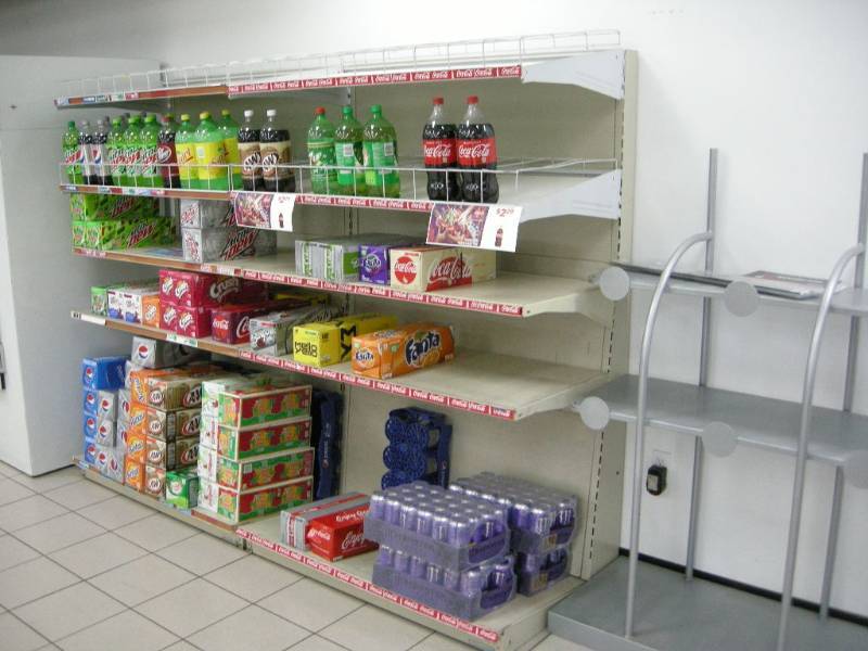 lot 36 image: Commercial Cantilever Store RackingShelves
