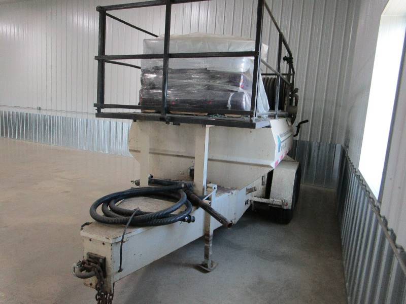 lot 1 image: Finn T90-TII Hydro Seeder