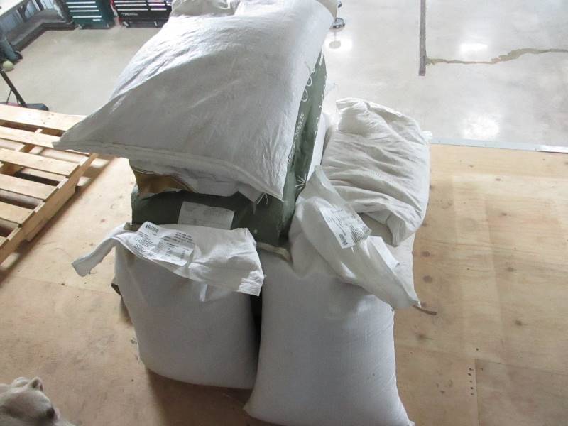 lot 7 image: (11) Bags of Various Grass Seed