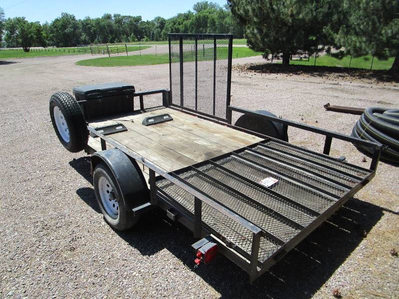 lot 25 image: 2011 6 12 x 12 Utility Trailer