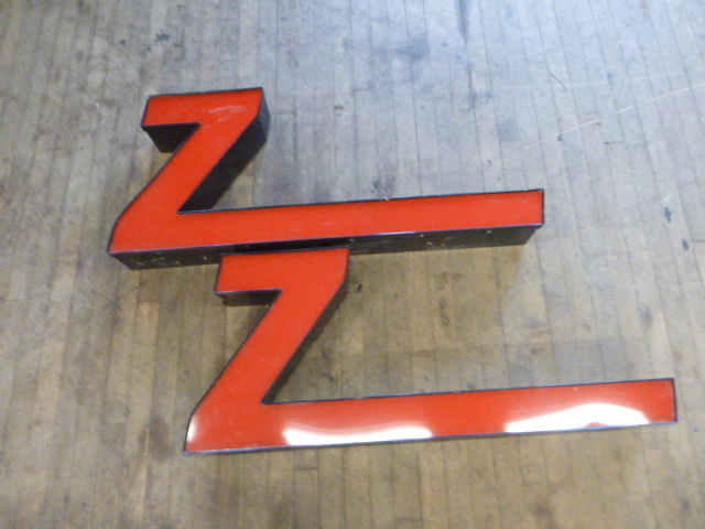 lot 15 image: Two Z Letters