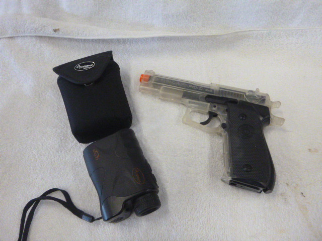 lot 50 image: Range Finder and BB Gun