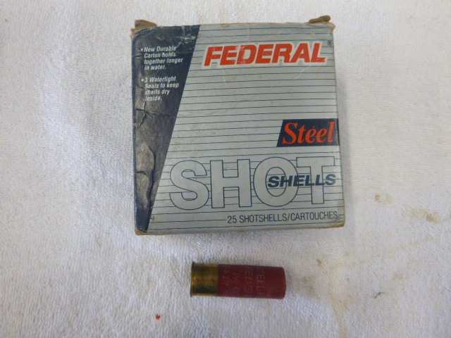 lot 59 image: Box of Federal Steel 2 34 12 Gauge Shotshells