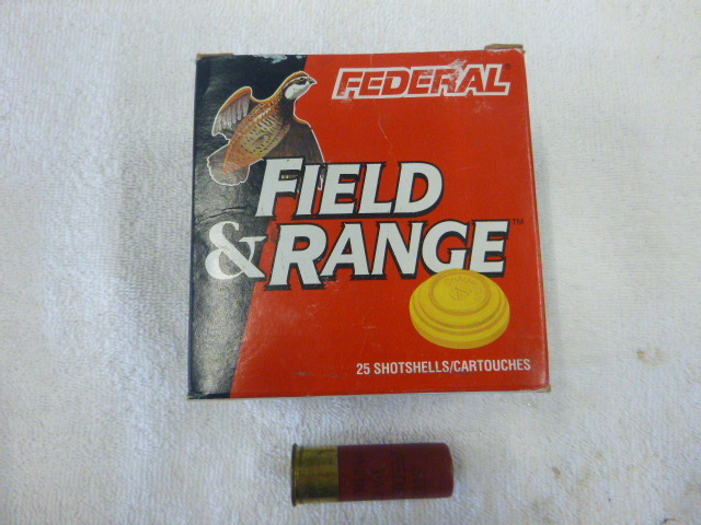 lot 60 image: Box of Federal Field & Range 2 34 12 Gauge Shotshells