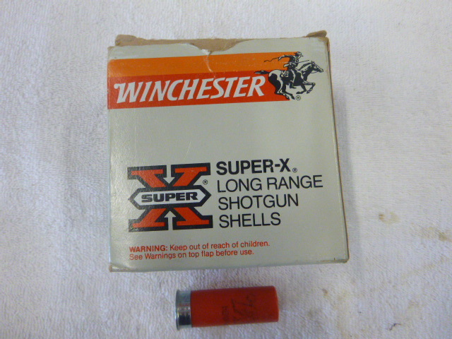 lot 61 image: Box of Winchester Super X Long Range 2 34 12 Gauge Shotgun Shells