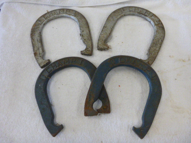 lot 78 image: Horseshoes