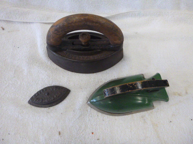 lot 80 image: Vintage Irons