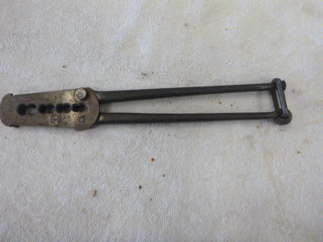 lot 86 image: Specialty Tool