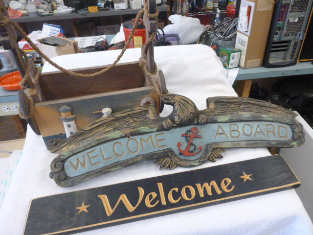 lot 90 image: Decorative Nautical Dcor